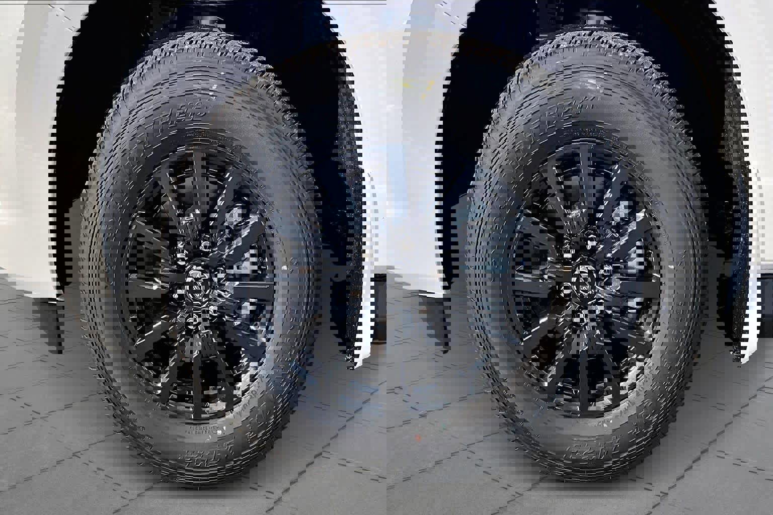 New 2026 Nissan Armada SV image 9