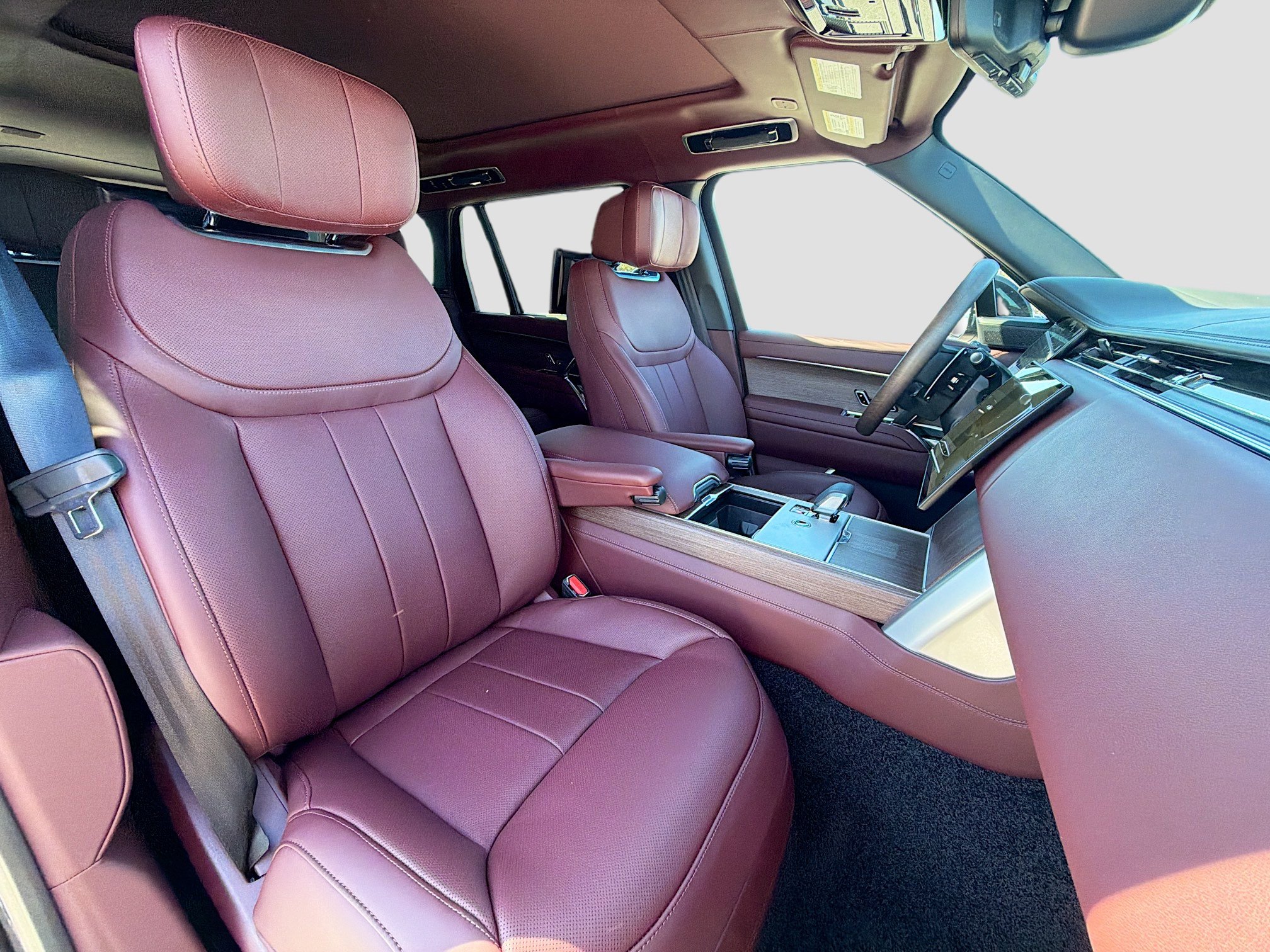 New 2026 Land Rover Range Rover Long Wheelbase Autobiography image 16