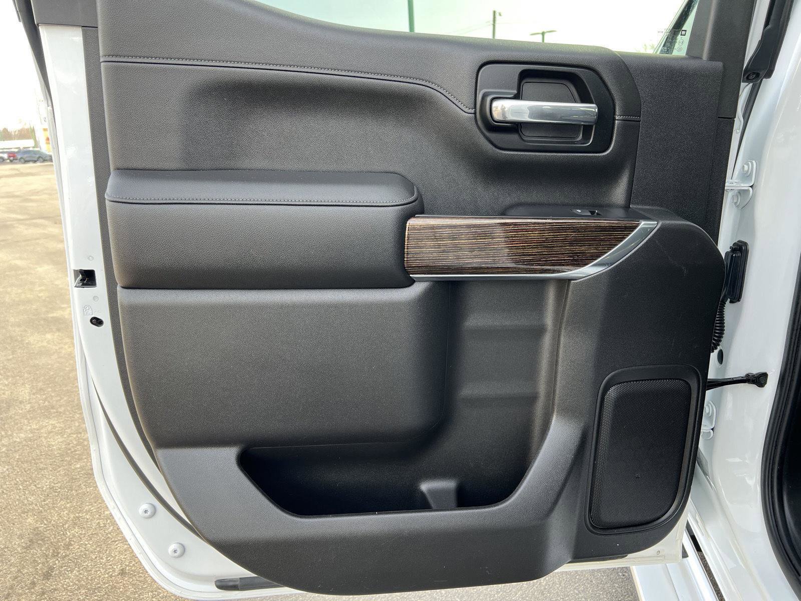 Used 2019 GMC Sierra 1500 SLE w/ SLE Value Package image 18