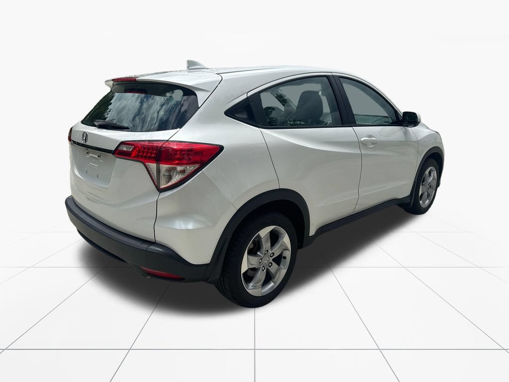 Used 2020 Honda HR-V LX image 8