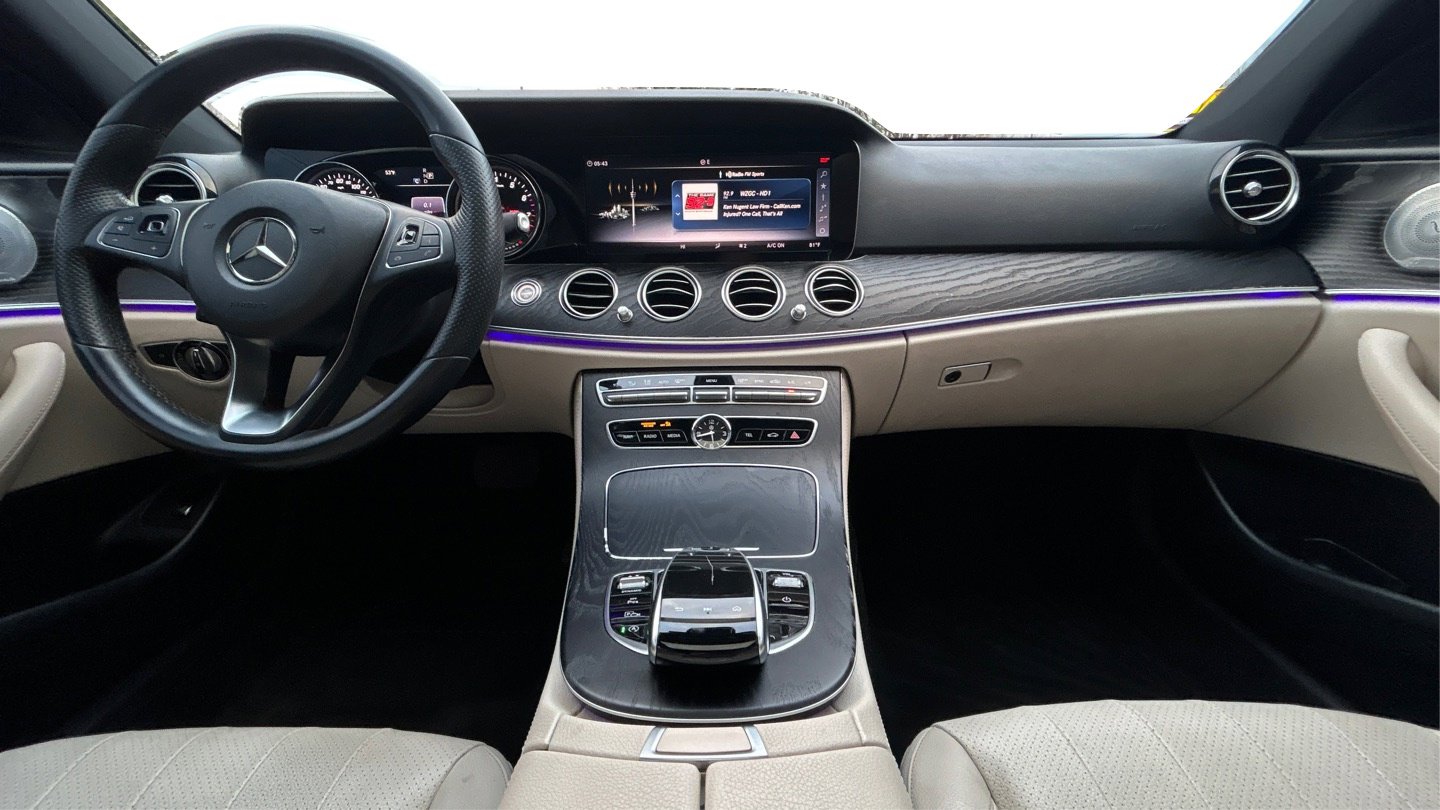 Used 2018 Mercedes-Benz E 300 image 30