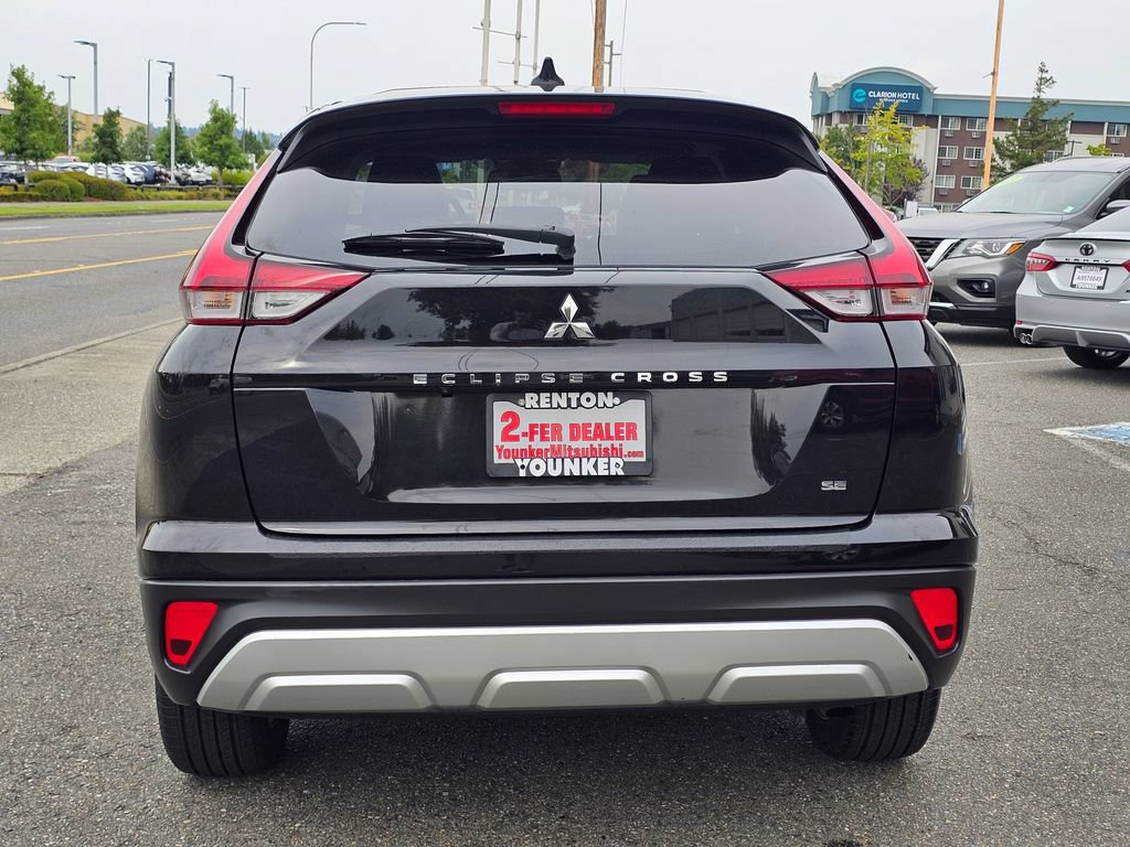 Used 2024 Mitsubishi Eclipse Cross SE AWD/4WD image 6