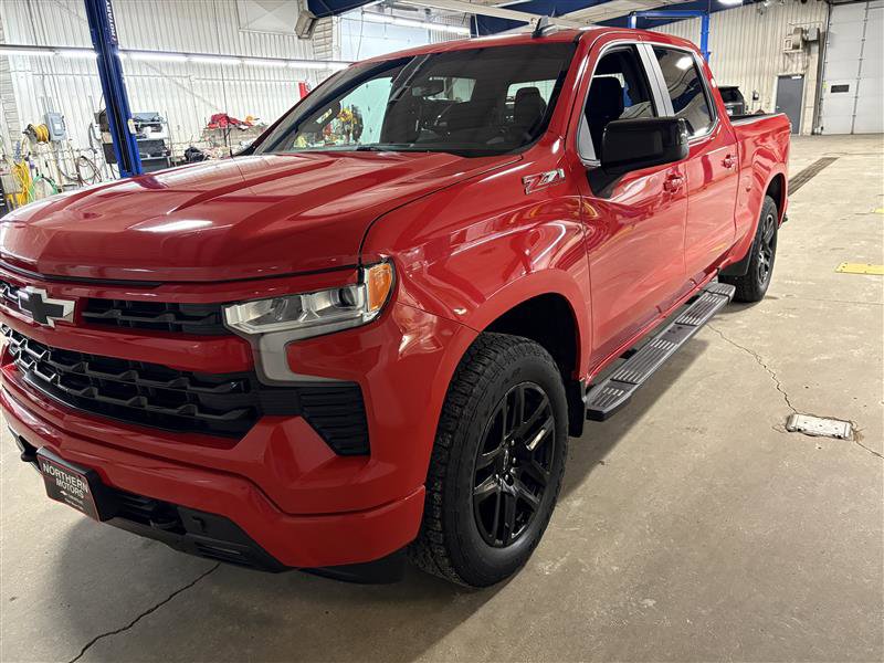 Used 2022 Chevrolet Silverado 1500 RST image 2