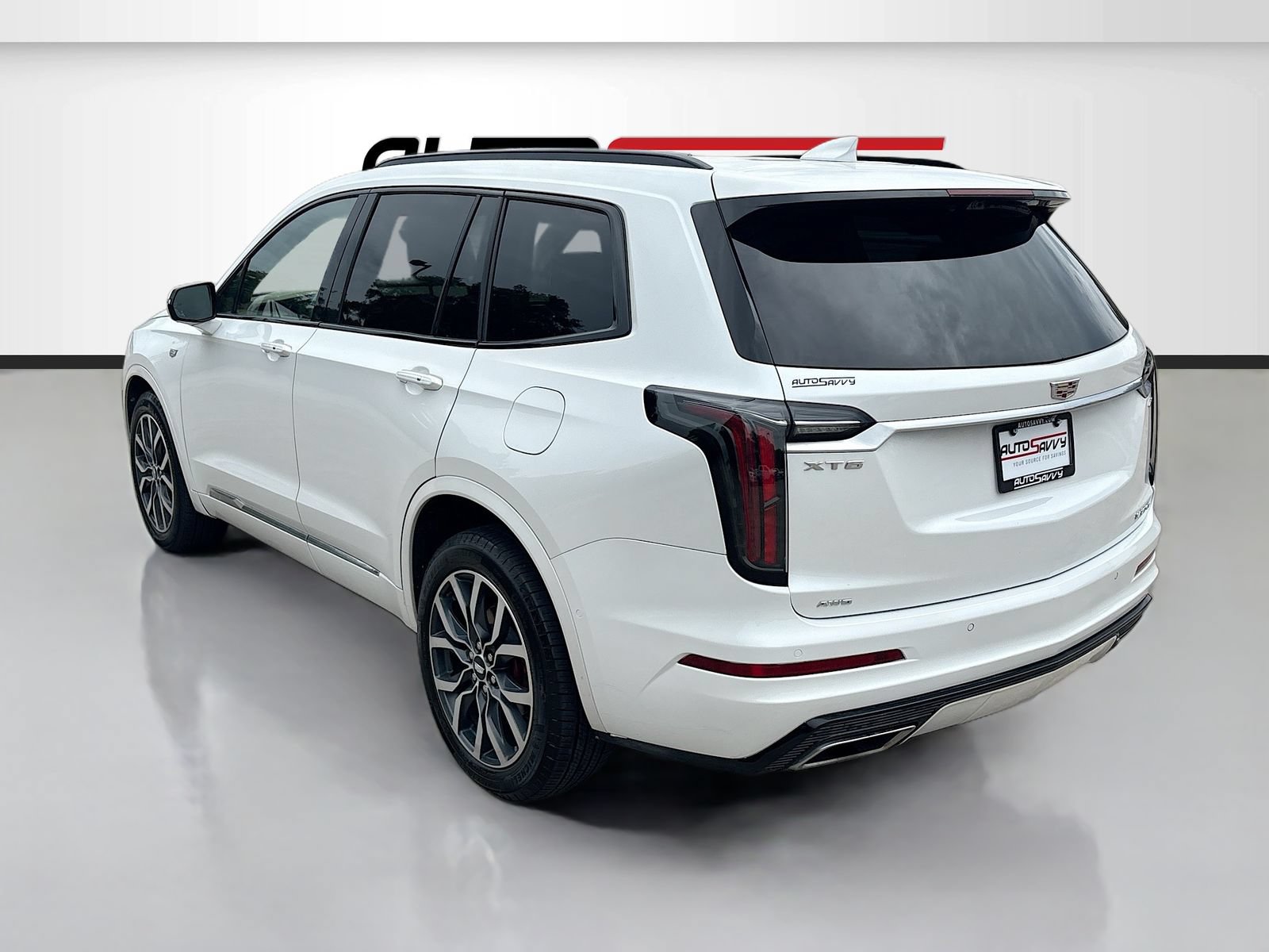 Used 2025 Cadillac XT6 Sport w/ Platinum Package AWD/4WD image 5