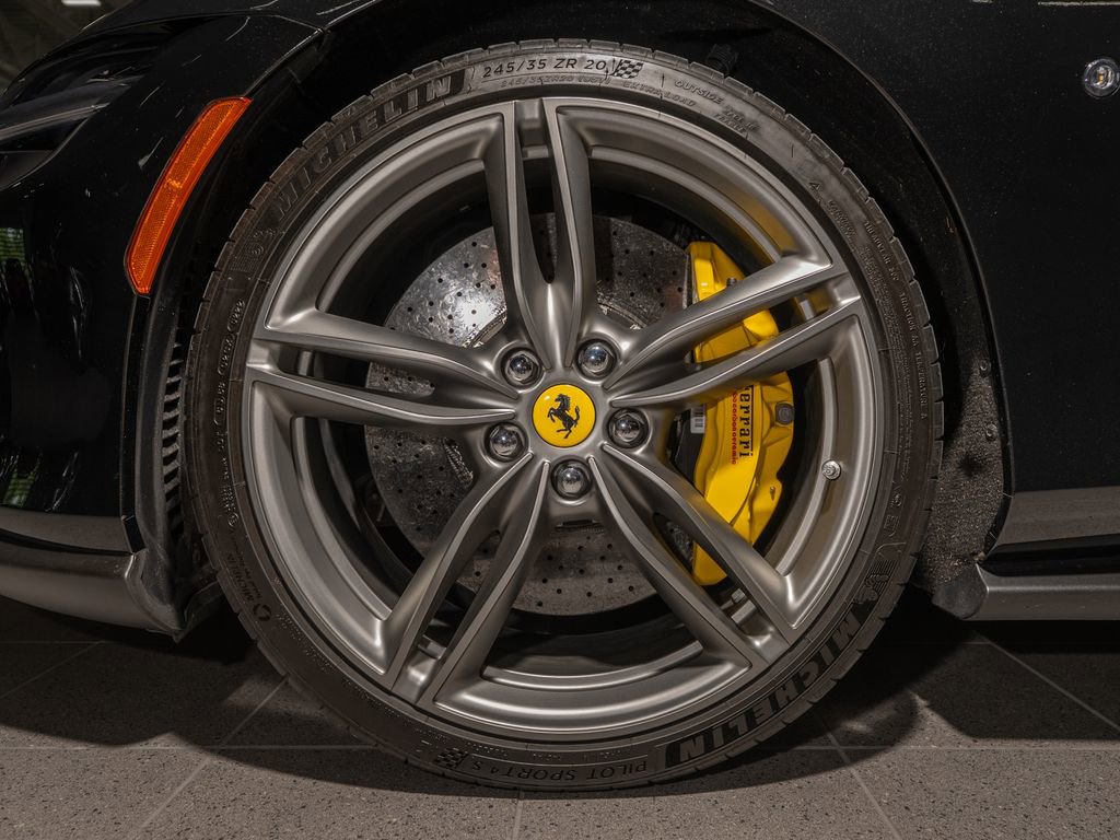 Certified 2022 Ferrari Roma RWD image 32