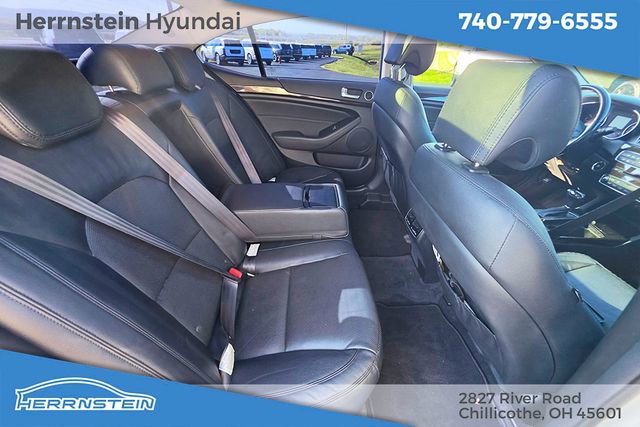 Used 2016 Kia Cadenza Premium image 22
