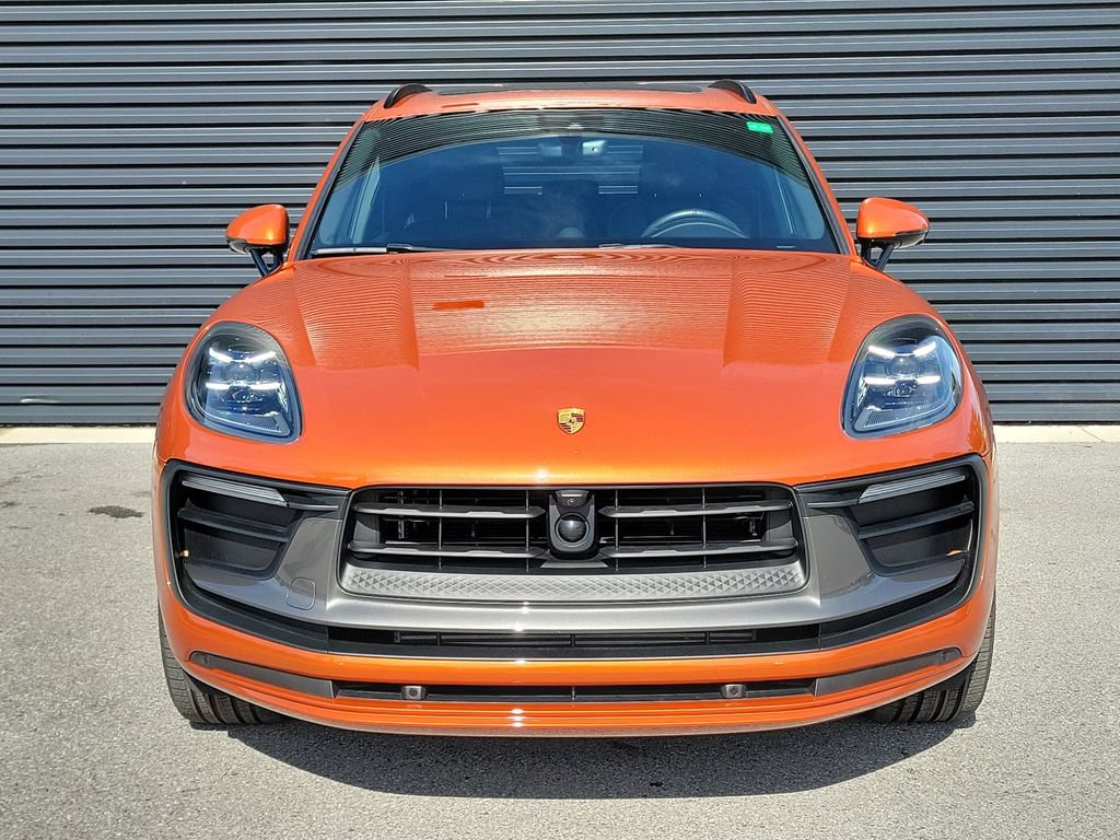 Certified 2024 Porsche Macan Turbo AWD/4WD image 10