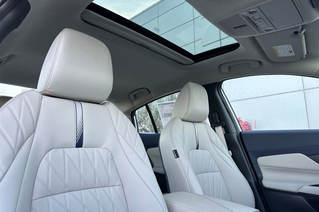 New 2026 Nissan Sentra SL w/ Floor Mat Package image 16