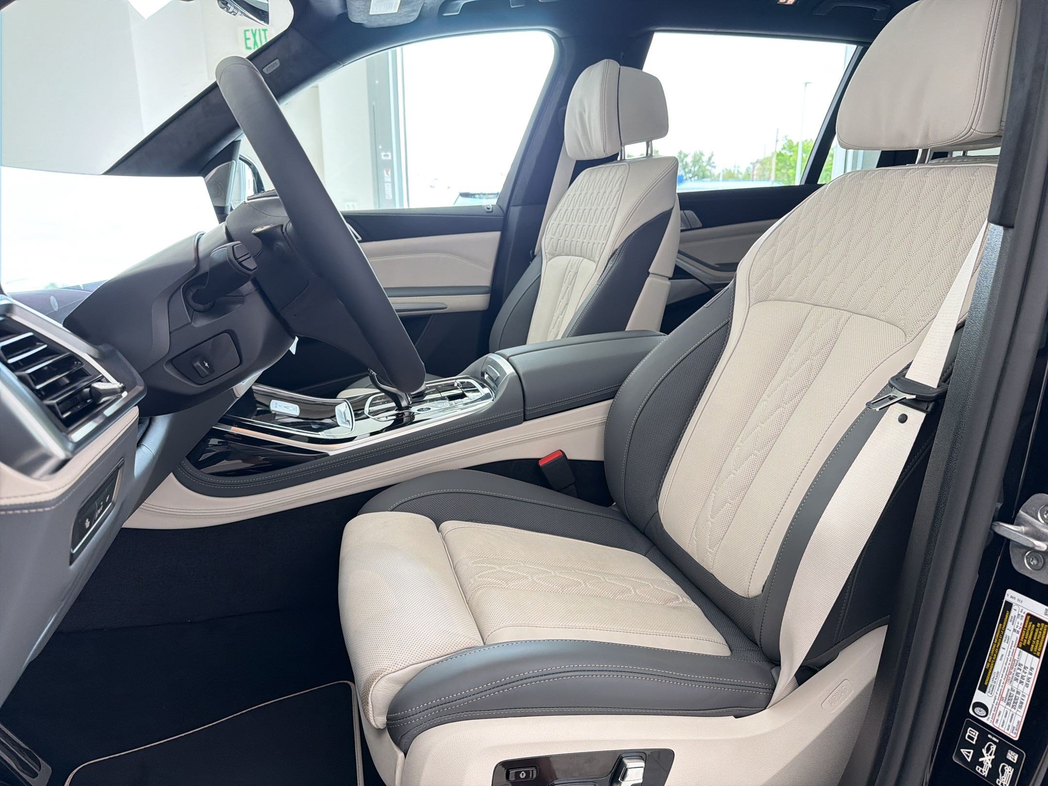 New 2026 BMW ALPINA XB7 AWD/4WD image 5