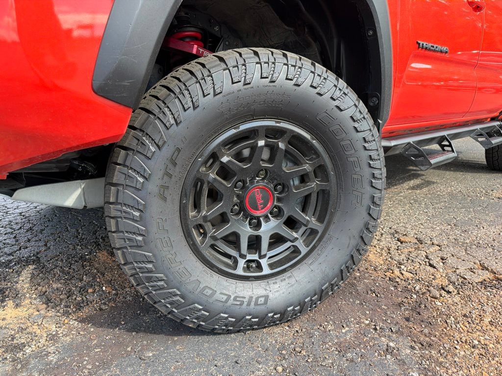 Used 2023 Toyota Tacoma TRD Pro AWD/4WD image 2