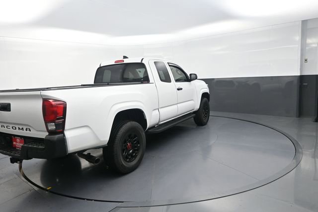 Used 2022 Toyota Tacoma SR RWD image 15