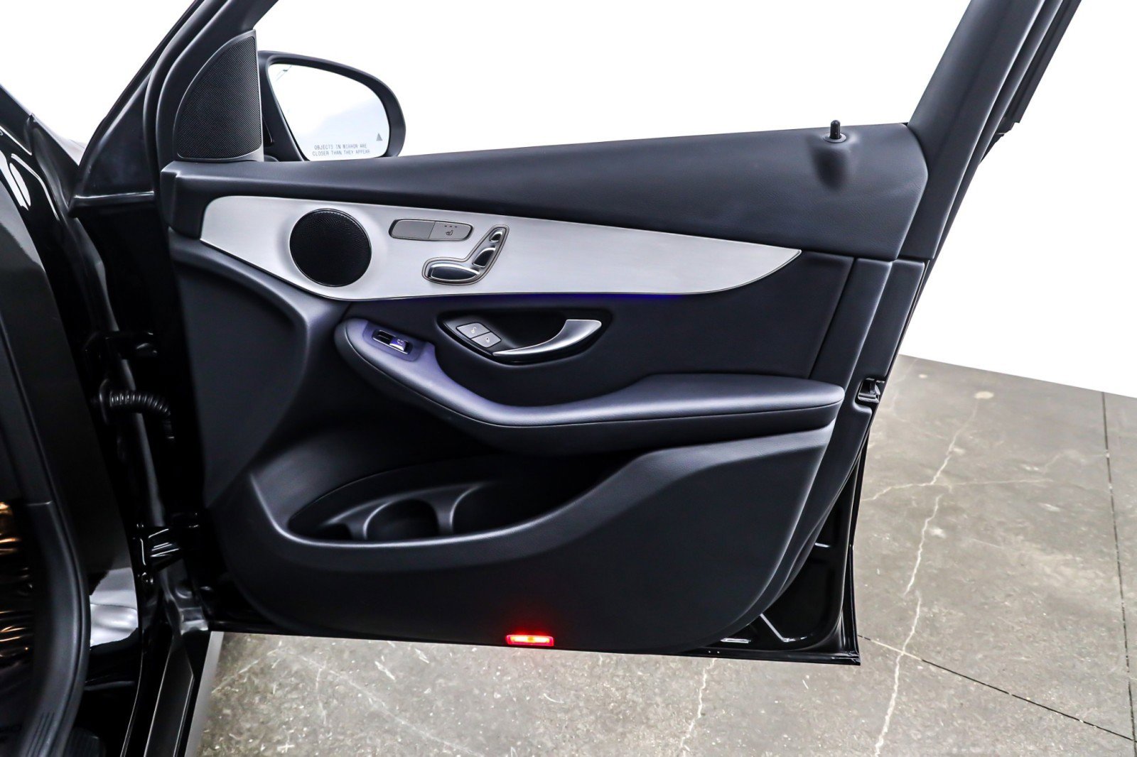 Used 2022 Mercedes-Benz GLC 300 w/ Premium Package Lite image 23