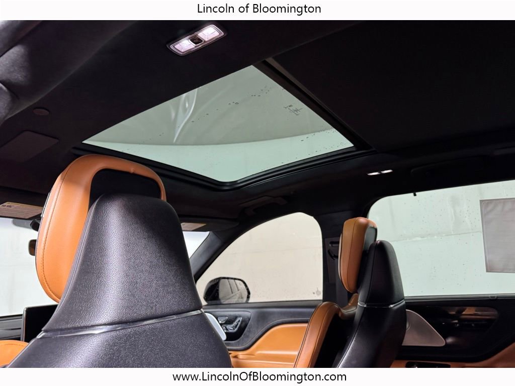 Certified 2023 Lincoln Aviator Black Label w/ Jet Package image 57