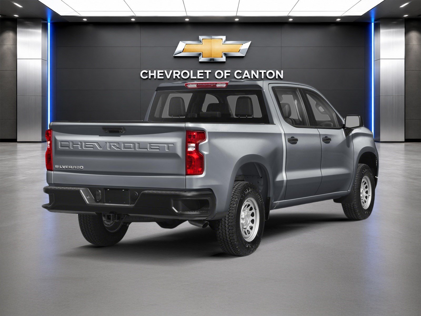 Used 2024 Chevrolet Silverado 1500 Custom AWD/4WD image 2