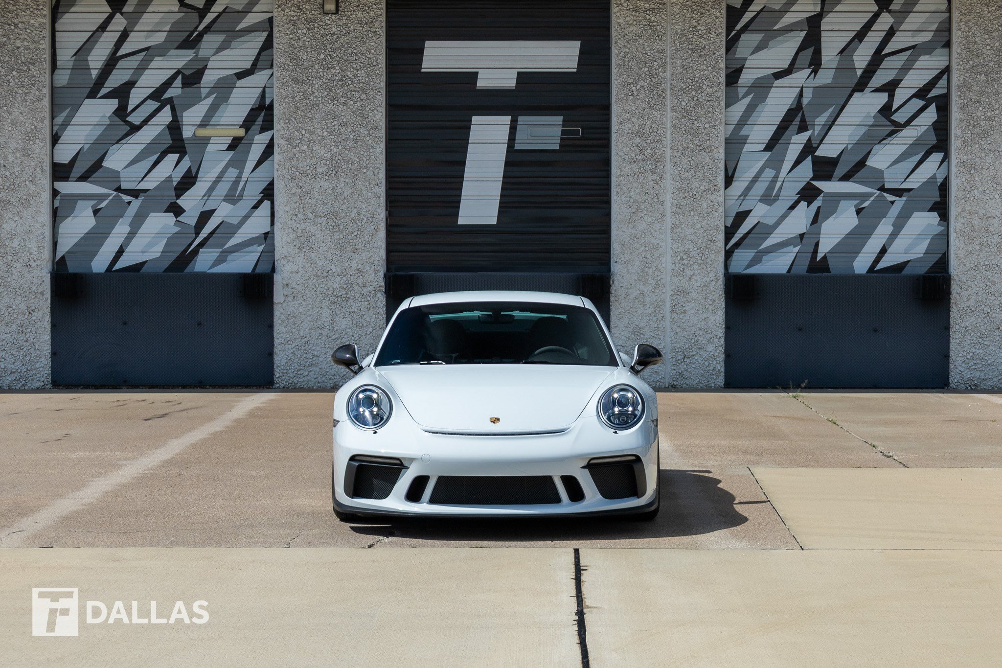 Used 2018 Porsche 911 GT3 w/ Sport Chrono Package RWD image 4