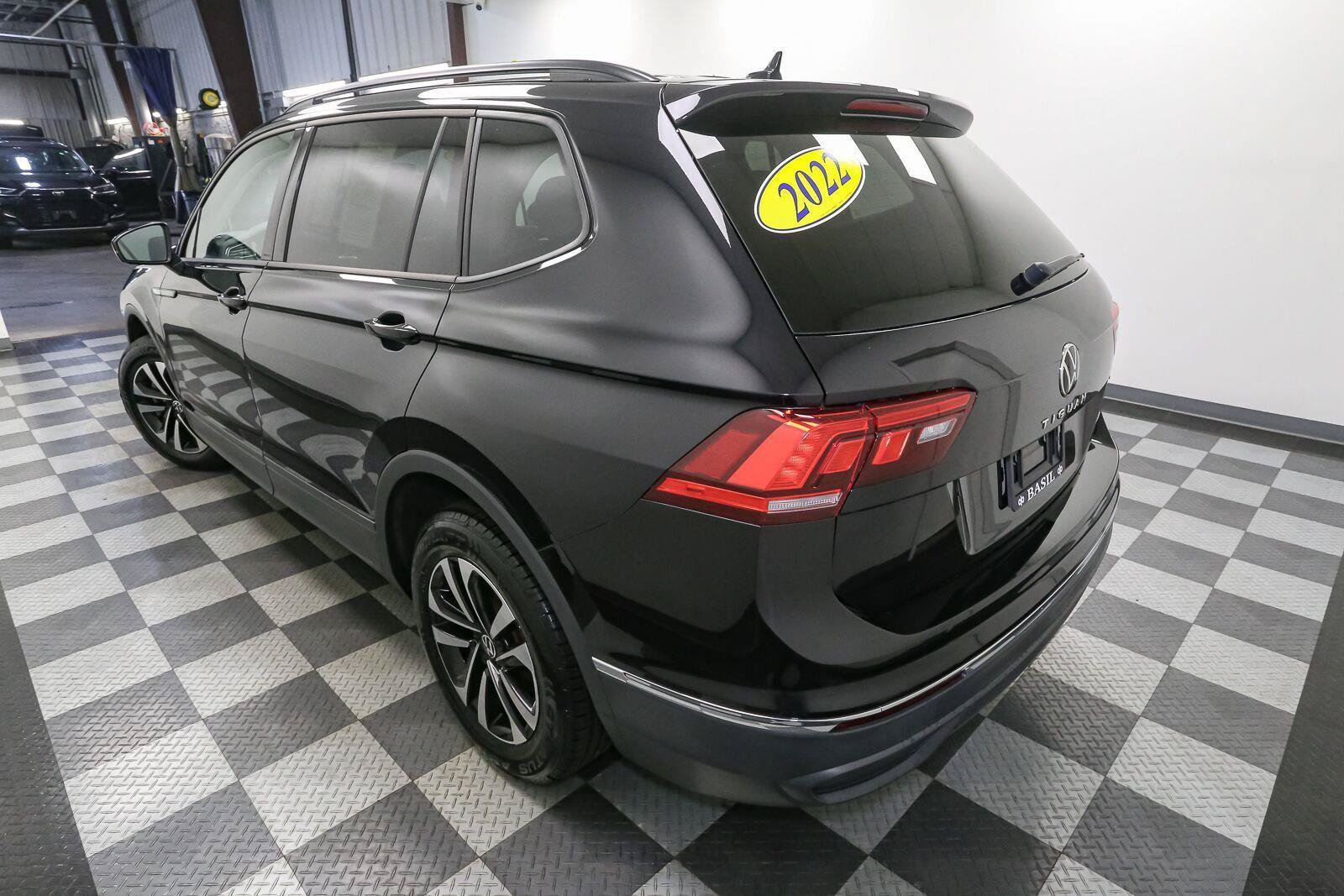 Certified 2022 Volkswagen Tiguan S AWD/4WD image 11
