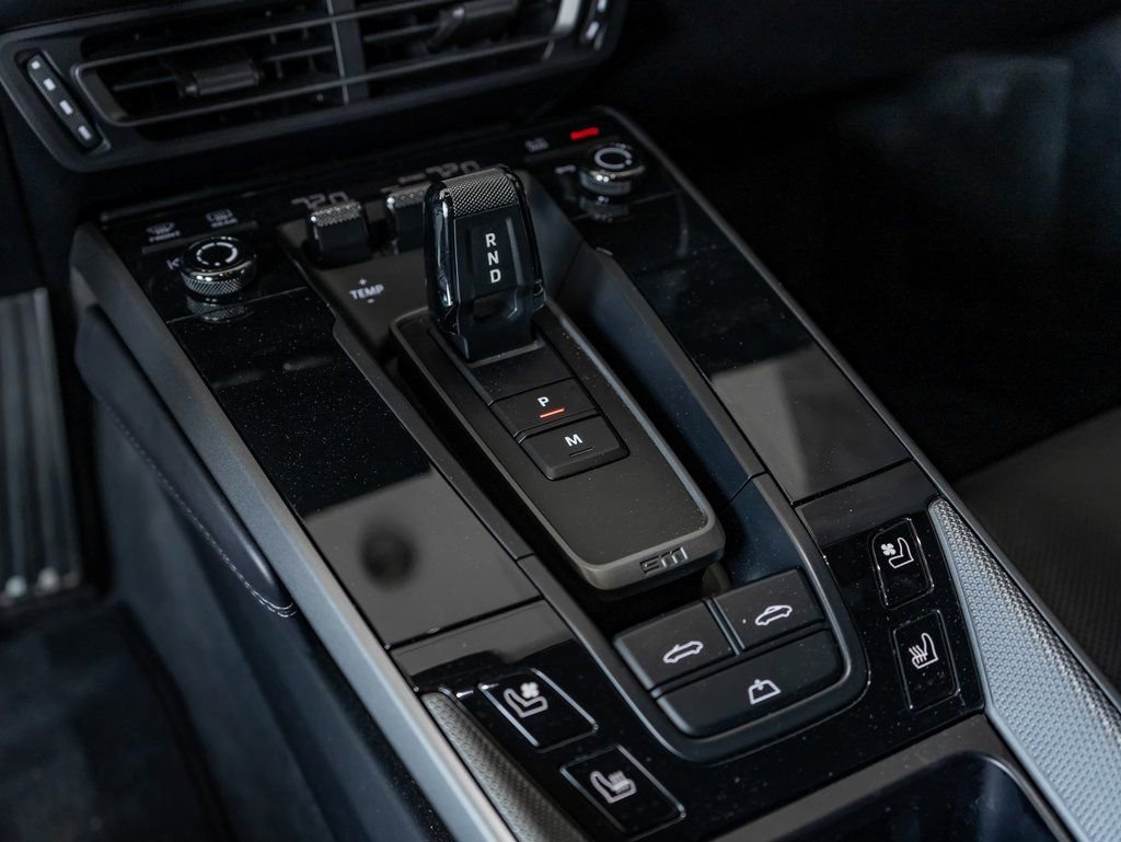 Certified 2024 Porsche 911 Carrera 4S image 21