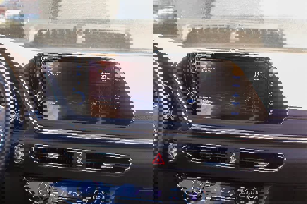 Used 2022 Hyundai Sonata Limited image 19