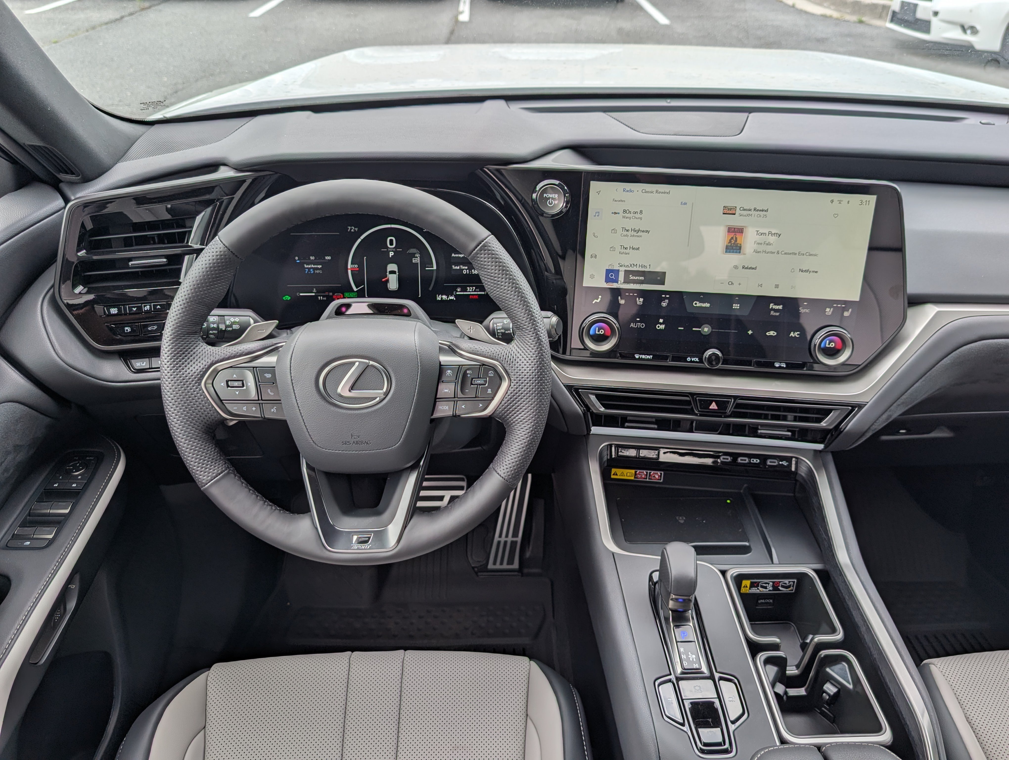 New 2026 Lexus TX 500h AWD w/ Technology Package image 16