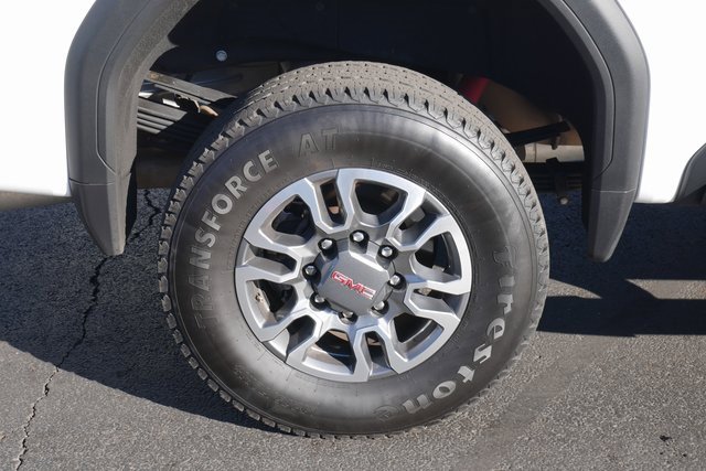 Used 2023 GMC Sierra 3500 SLT w/ SLT Premium Package image 14
