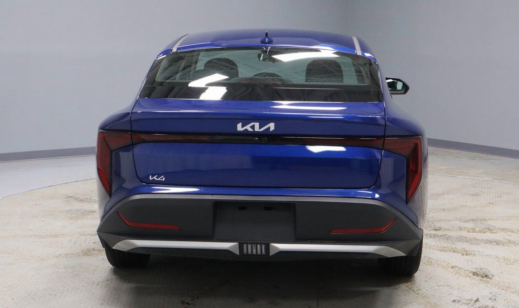 Used 2025 Kia K4 LXS image 8