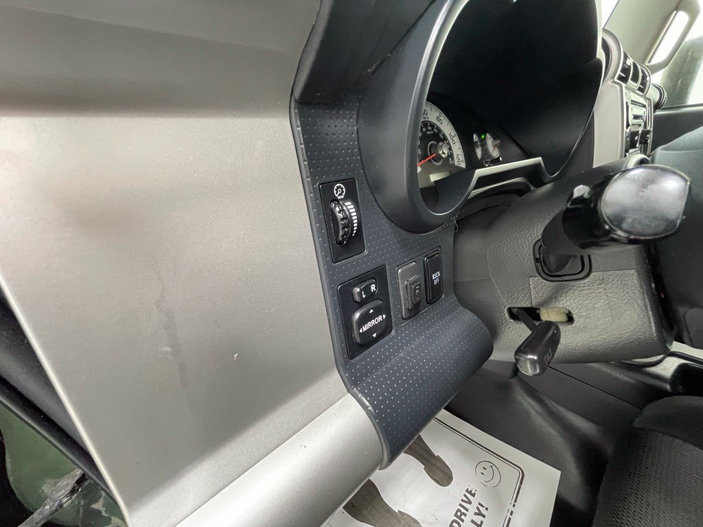 Used 2014 Toyota FJ Cruiser 4WD w/ Upgrade Package image 13