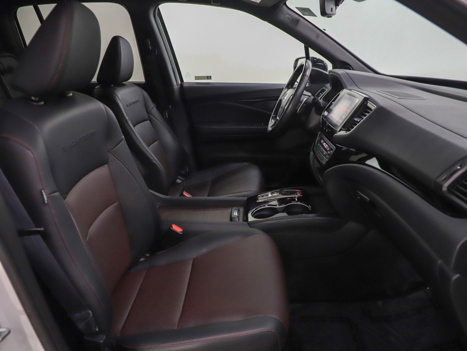 Used 2022 Honda Ridgeline Black Edition image 11