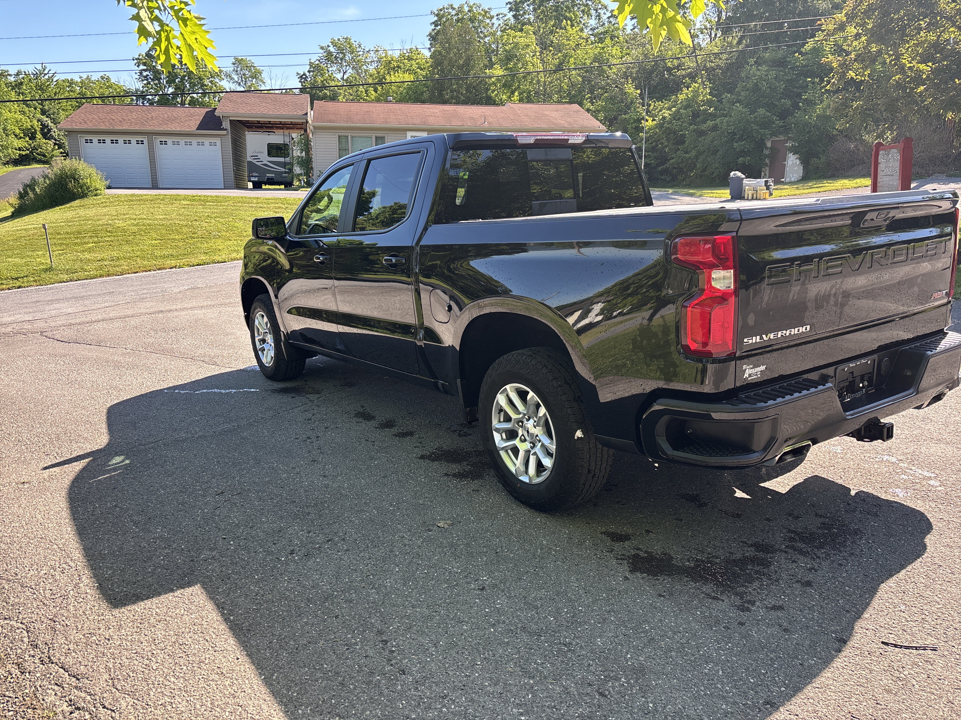 Used 2024 Chevrolet Silverado 1500 RST AWD/4WD image 8
