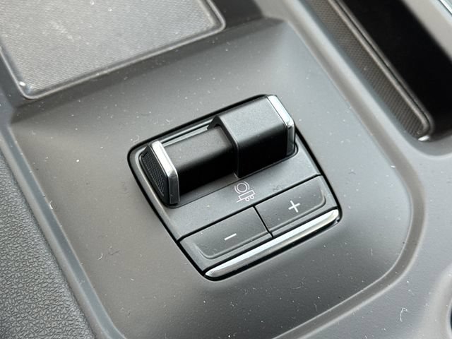 New 2026 GMC Sierra 2500 AT4 w/ AT4 Premium Plus Package AWD/4WD image 32