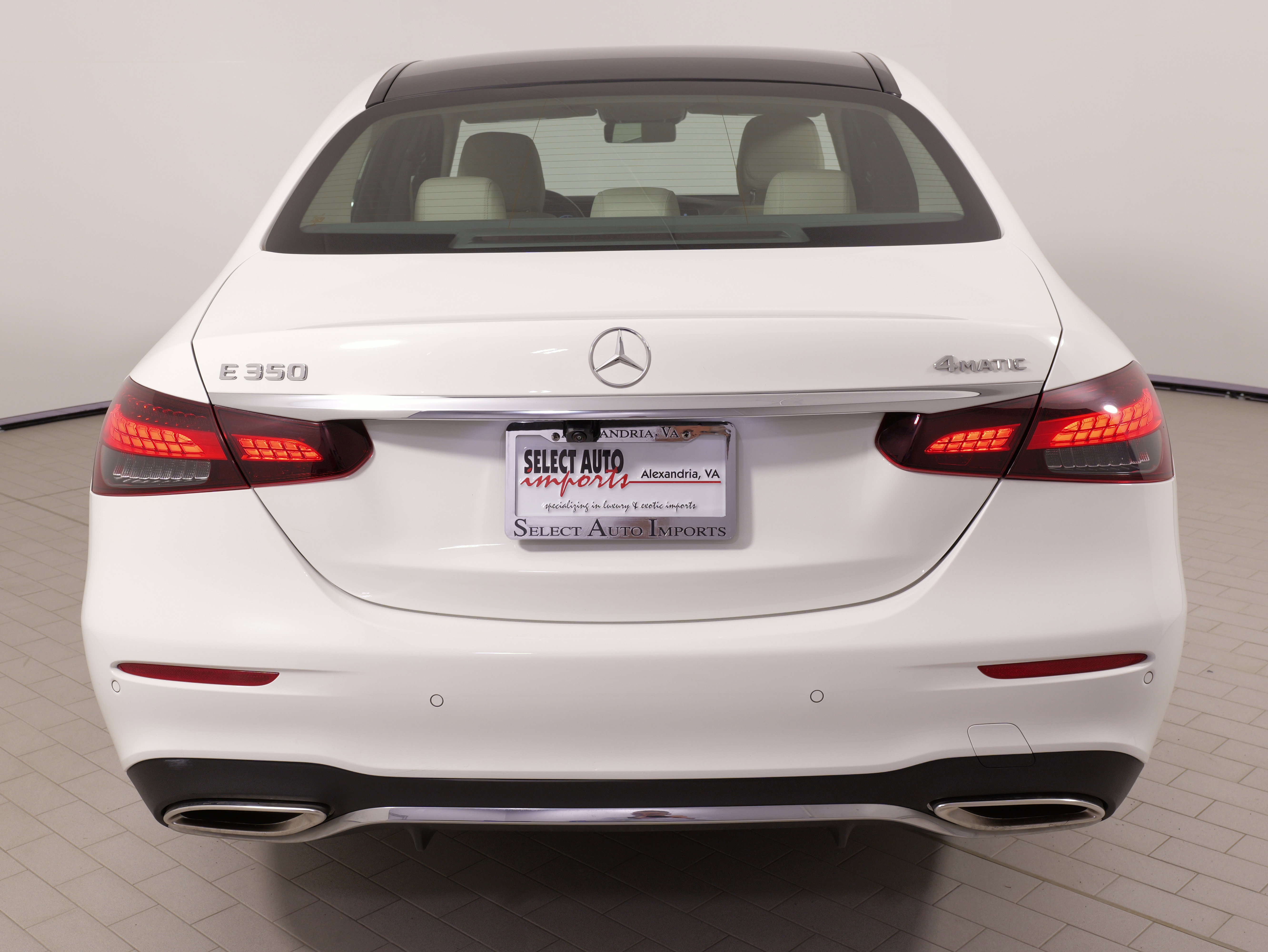 Used 2021 Mercedes-Benz E 350 4MATIC Sedan w/ Premium Package image 13