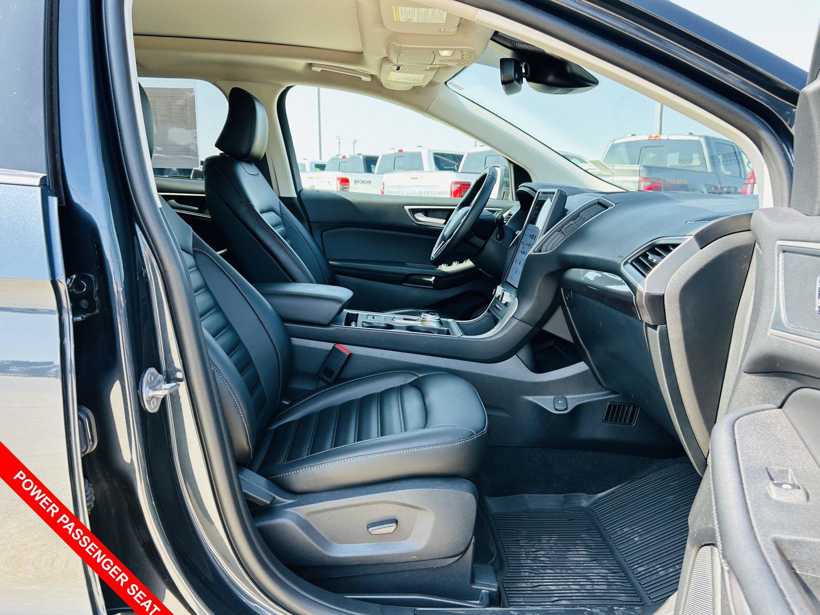 Used 2024 Ford Edge SEL w/ Convenience Package AWD/4WD image 33