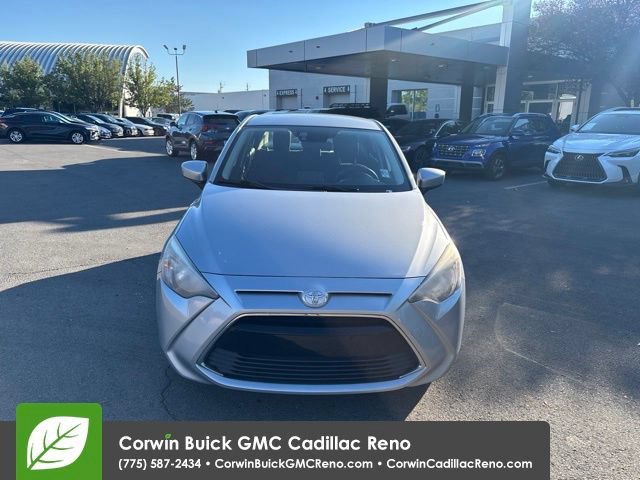 Used 2017 Toyota Yaris iA FWD image 3