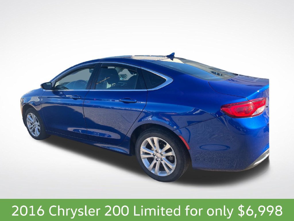 Used 2016 Chrysler 200 Limited w/ Convenience Group FWD image 6