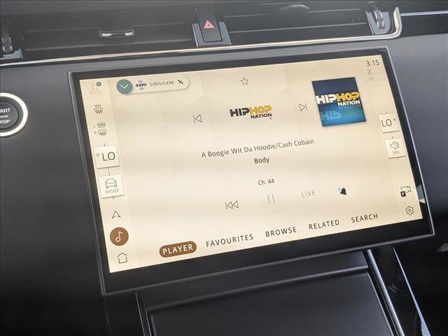 Used 2025 Land Rover Range Rover Evoque Dynamic SE image 12