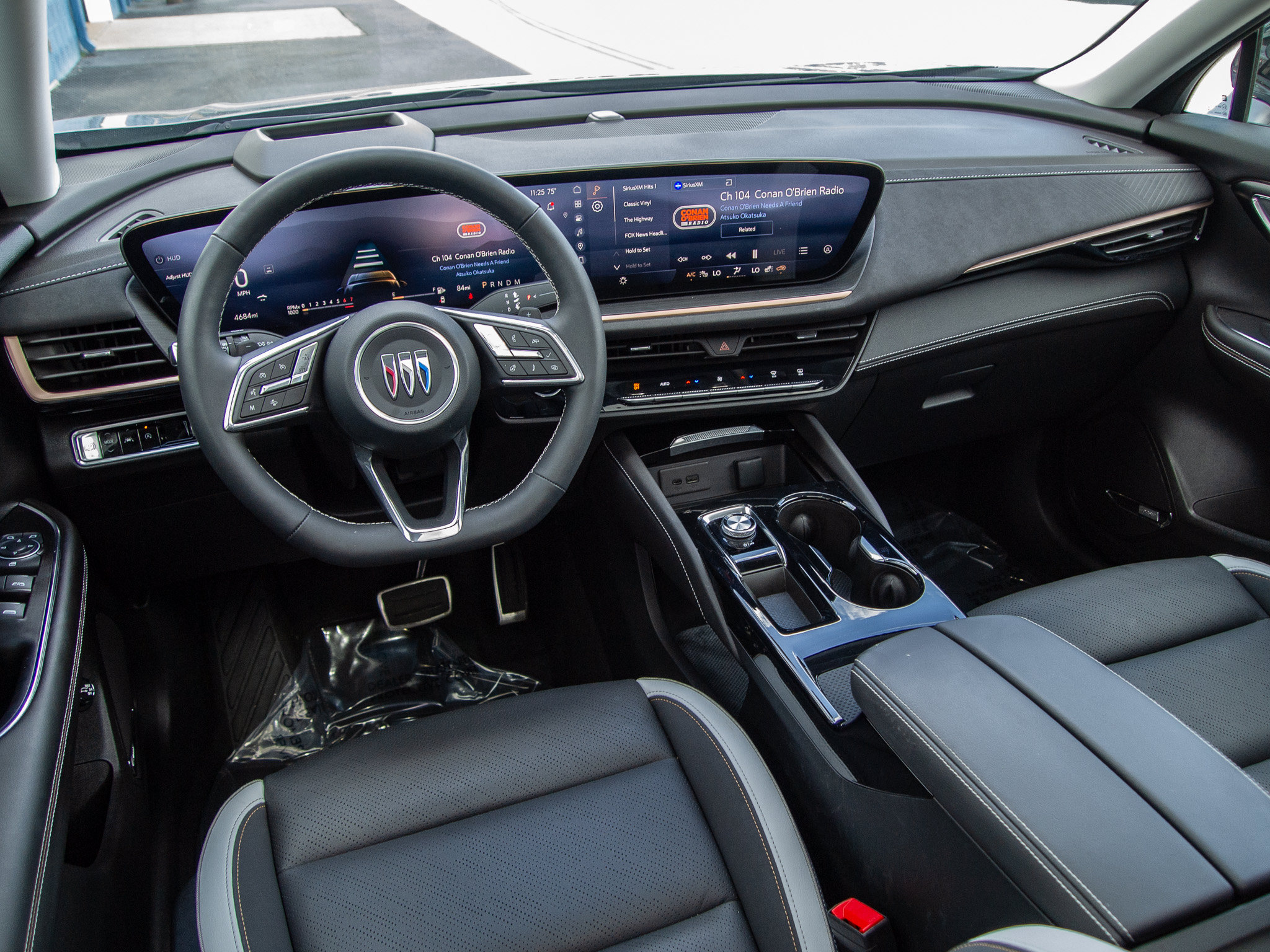 Used 2025 Buick Envision Sport Touring AWD/4WD image 28