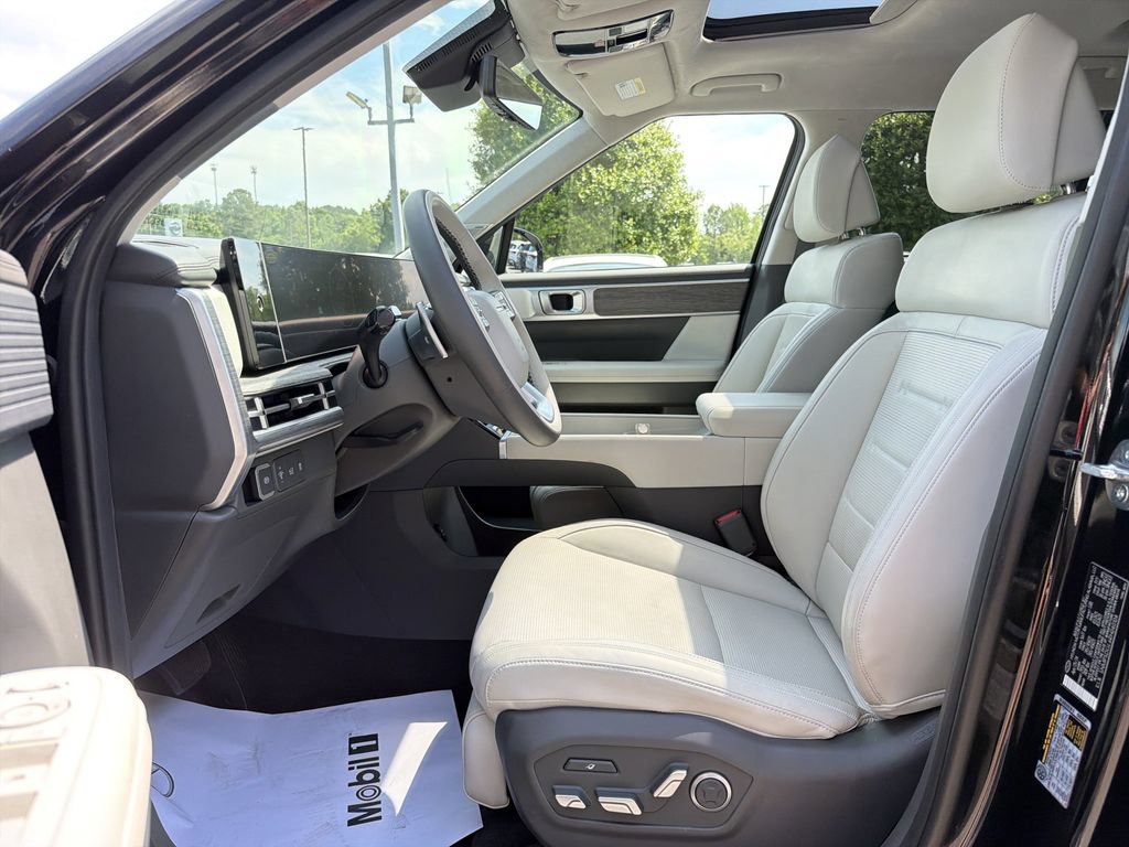 Used 2024 Hyundai Santa Fe Calligraphy AWD/4WD image 16
