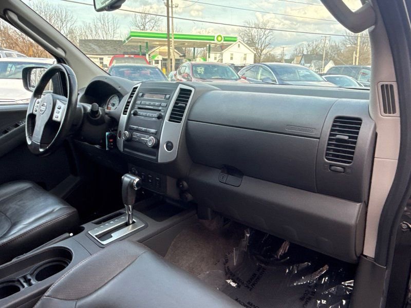 Used 2012 Nissan Xterra PRO-4X w/ Pro-4x Leather Pkg image 16