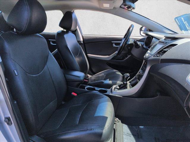 Used 2015 Hyundai Elantra Limited w/ Option Group 05 FWD image 23