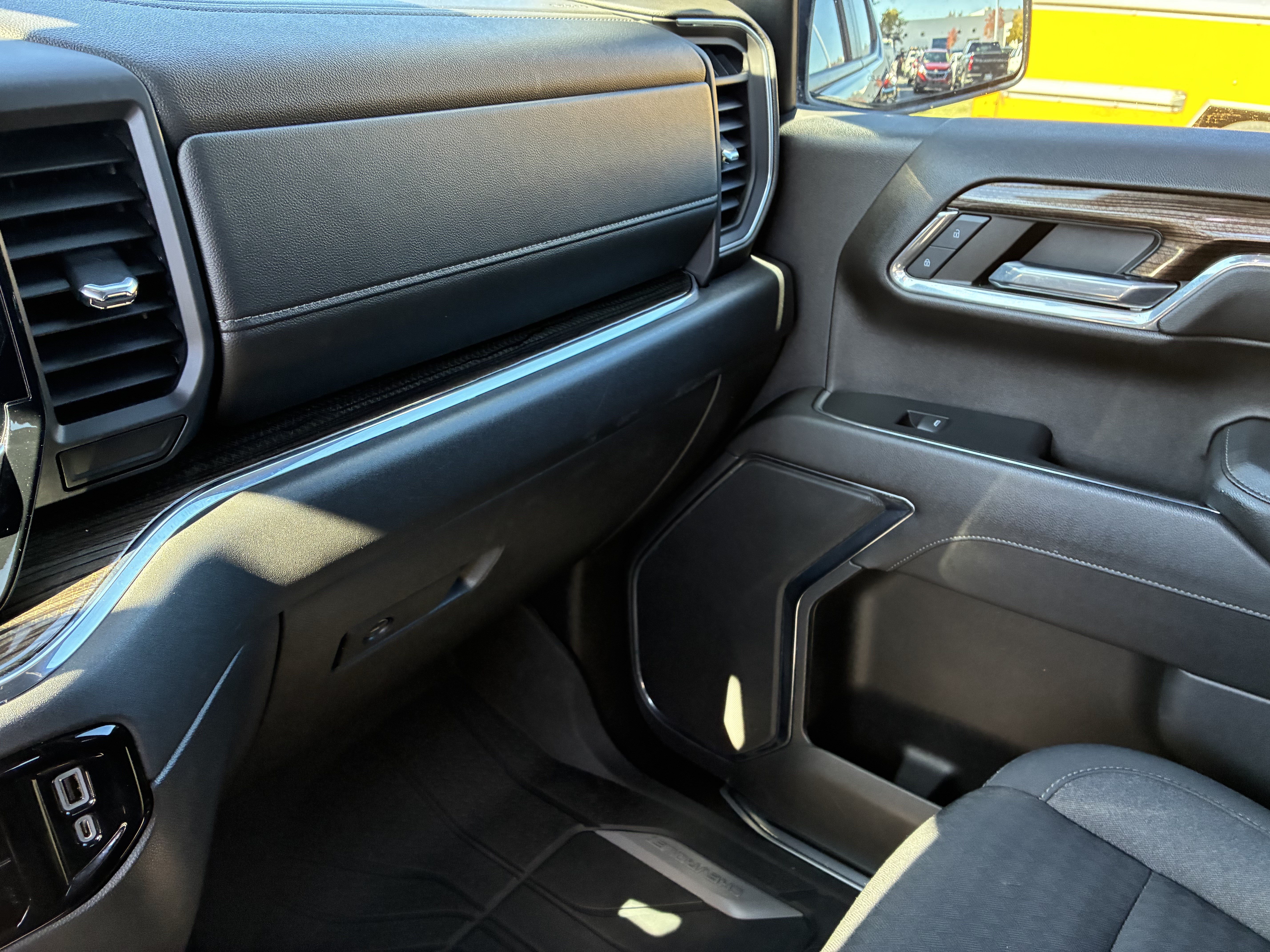 Used 2023 Chevrolet Silverado 1500 RST AWD/4WD image 34