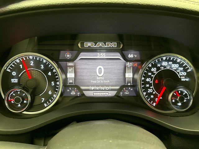 Used 2022 RAM 1500 Laramie AWD/4WD image 13