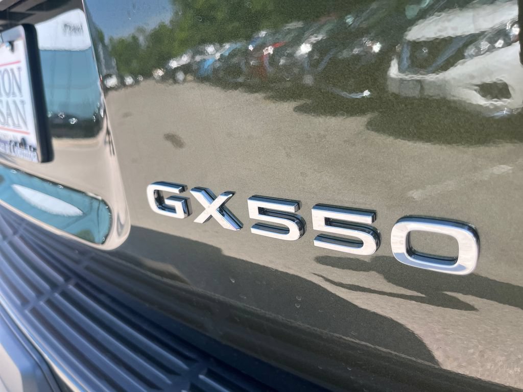 Used 2026 Lexus GX 550 w/ Cold Area Package AWD/4WD image 40