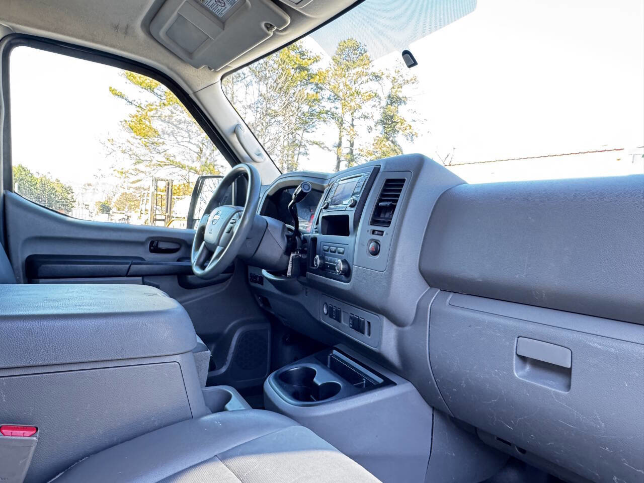 Used 2018 Nissan NV 2500 SV image 14