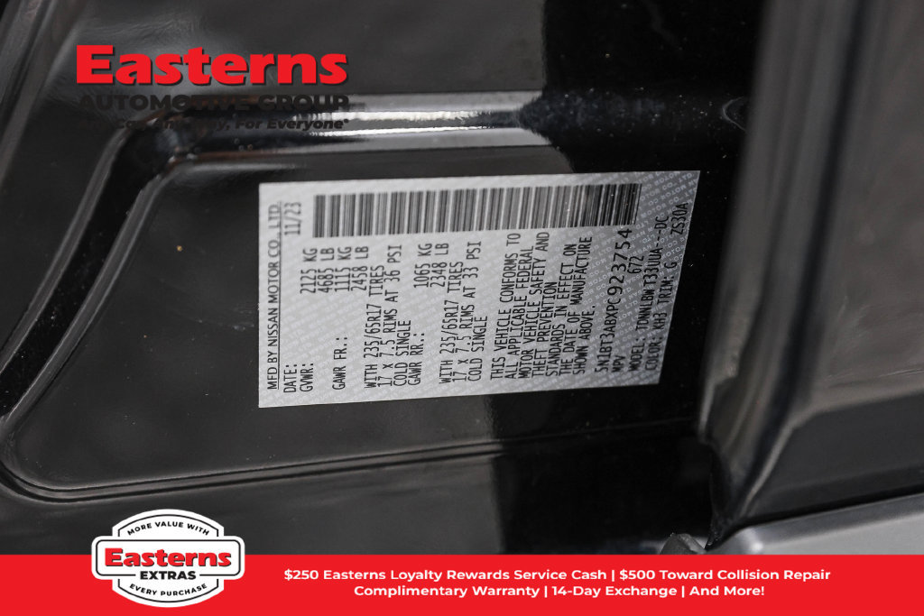 Used 2023 Nissan Rogue S AWD/4WD image 37