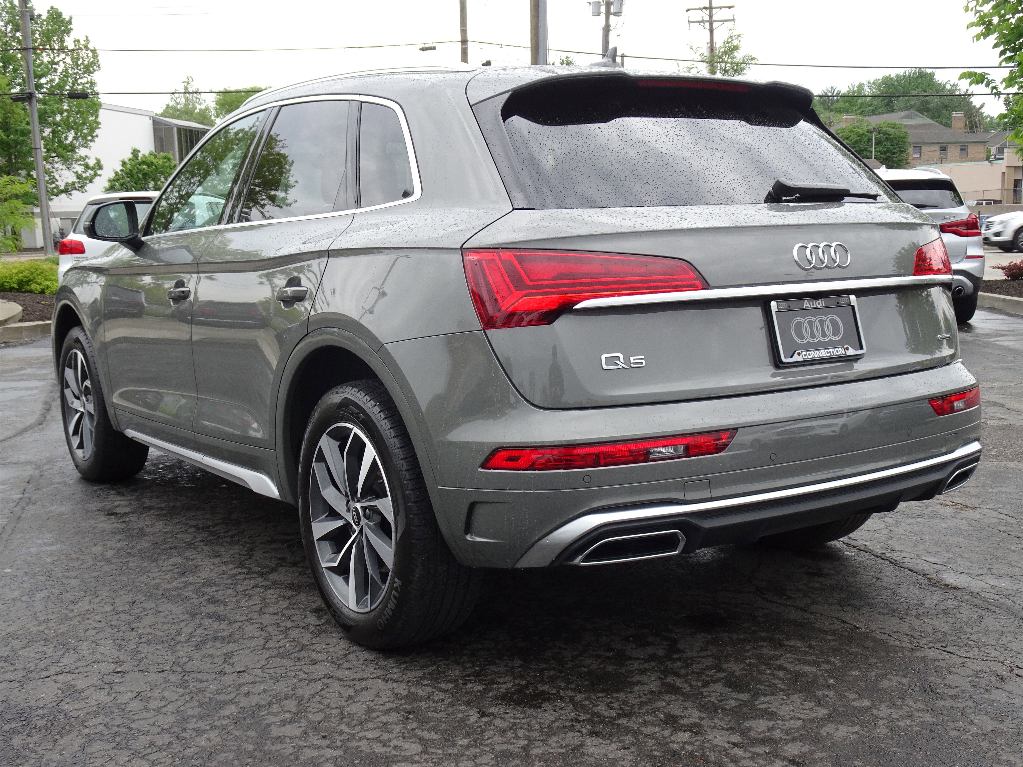 Certified 2023 Audi Q5 2.0T Premium w/ Convenience Package AWD/4WD image 3