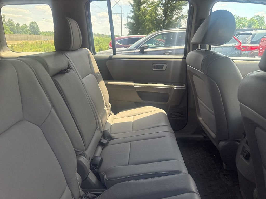 Used 2015 Honda Pilot EX-L image 12