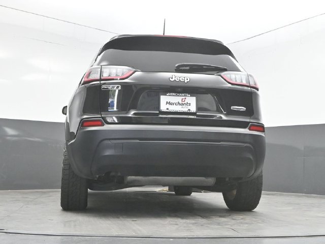 Used 2020 Jeep Cherokee Latitude FWD image 42