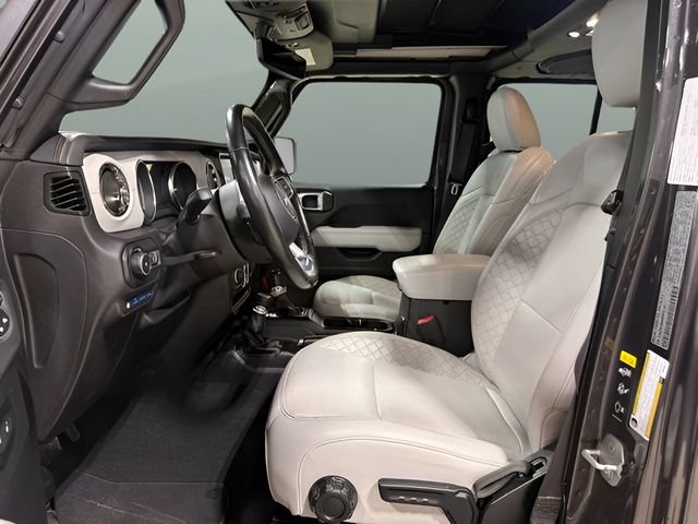 Used 2021 Jeep Wrangler Unlimited Sahara AWD/4WD image 34