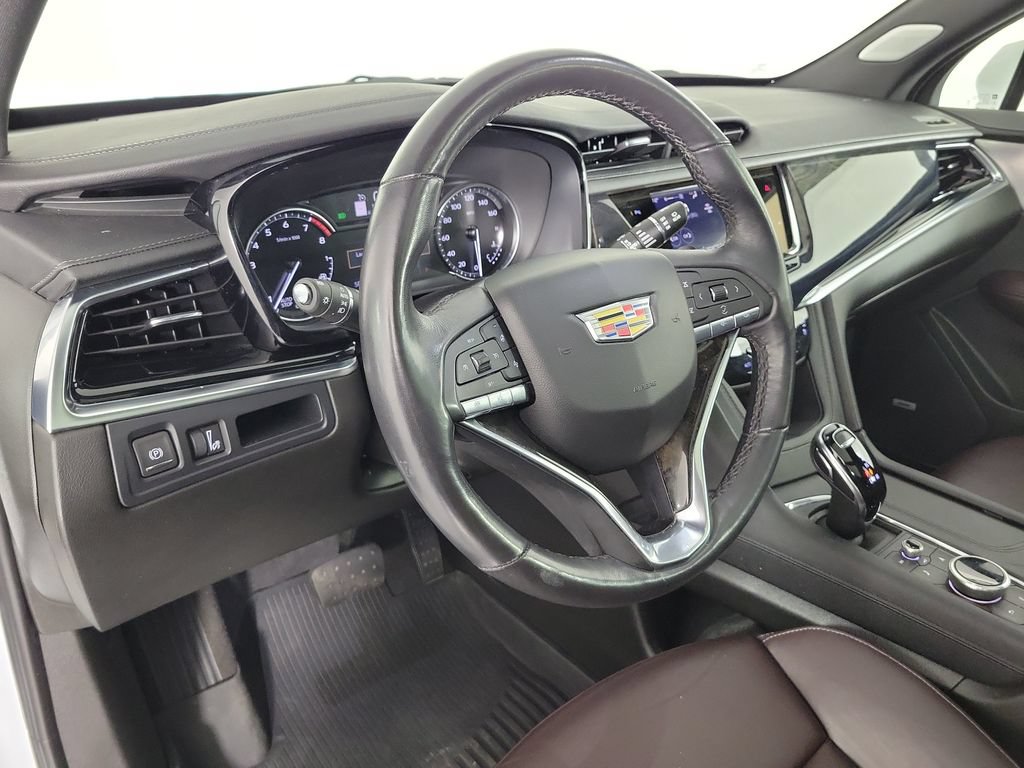 Certified 2024 Cadillac XT6 Premium Luxury w/ LPO, Floor Liner Package AWD/4WD image 20