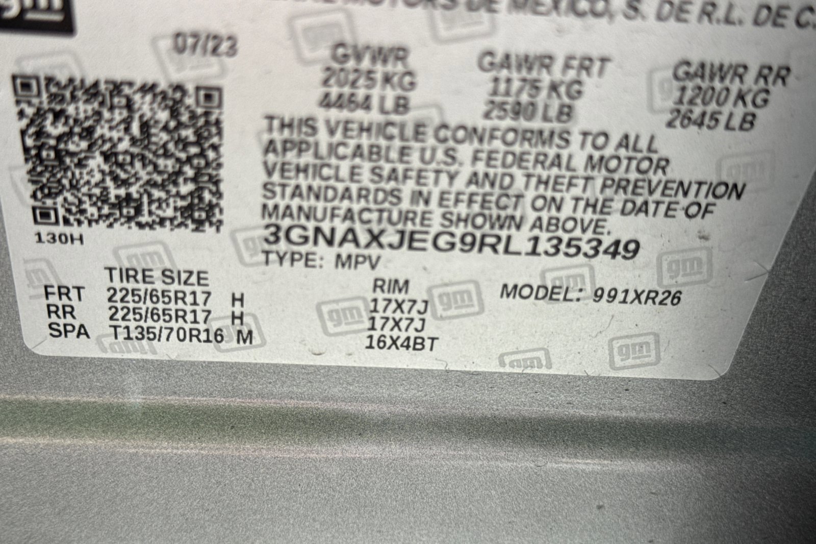 Used 2024 Chevrolet Equinox LT w/ LPO, Floor Liner Package FWD image 29