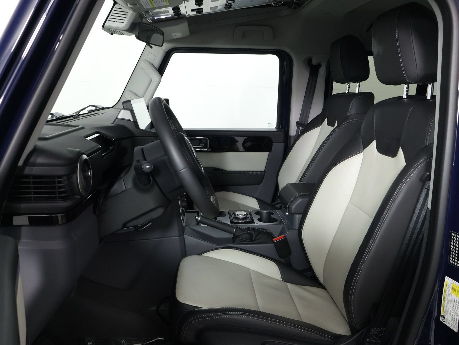 Used 2025 INEOS Grenadier Station Wagon AWD/4WD image 29